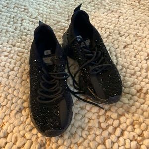 Steve Madden Black Knit Sneakers Sleek Design